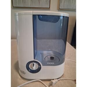 Vicks Cool Mist Portable Electric Humidifier Plastic Water Tank White Blue